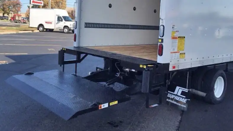 10 Affordable 26 Foot Box Truck With Liftgate Rental