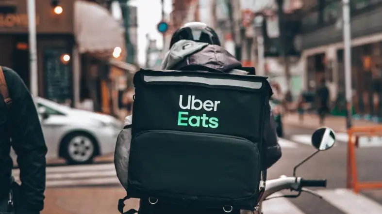 Alternatives to Uber Eats for Food Delivery to Hotel Rooms