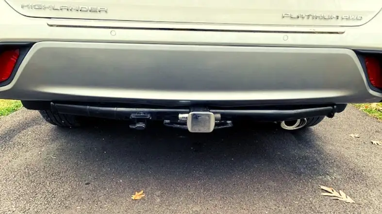Are There Any Risks Associated With Putting A Hitch On A Toyota Highlander