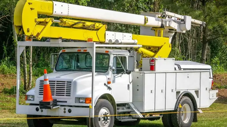 Discuss The Various Sizes And Types Of Bucket Trucks Available For Rent
