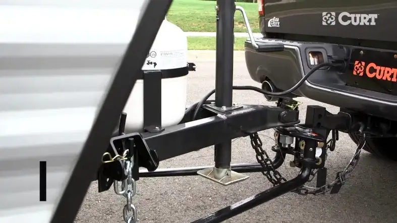 Do You Need a Sway Bar with A Weight Distribution Hitch