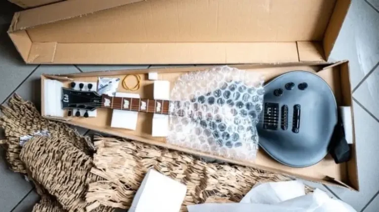 How Much Does It Cost To Ship A Guitar