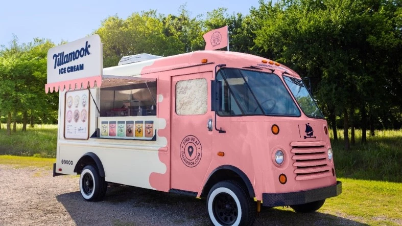 How To Choose The Right Soft Serve Ice Cream Truck Rental Company