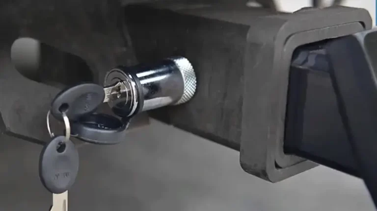 How To Lock A Trailer Hitch?