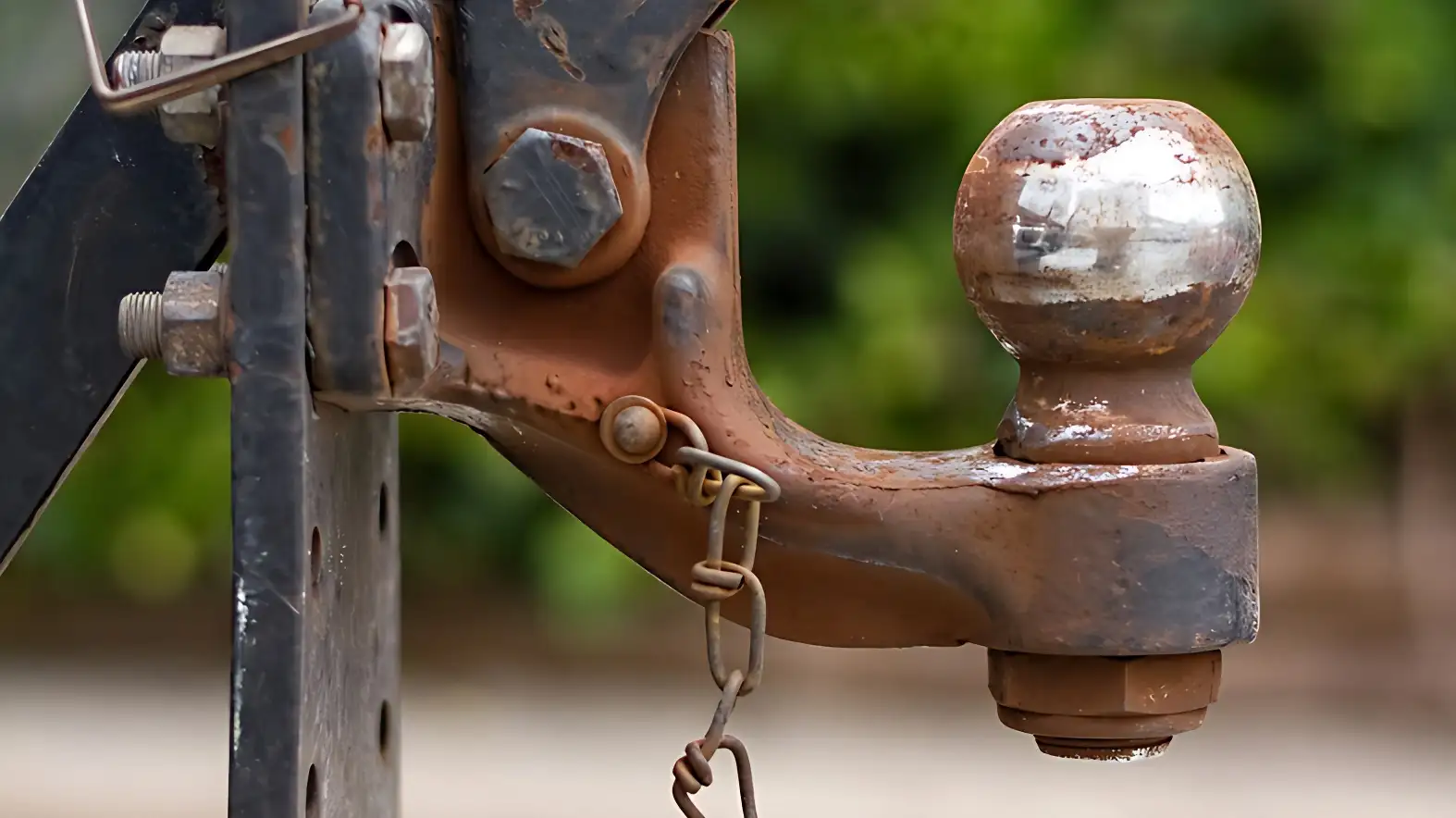 How To Remove Rusted Trailer Hitch Ball