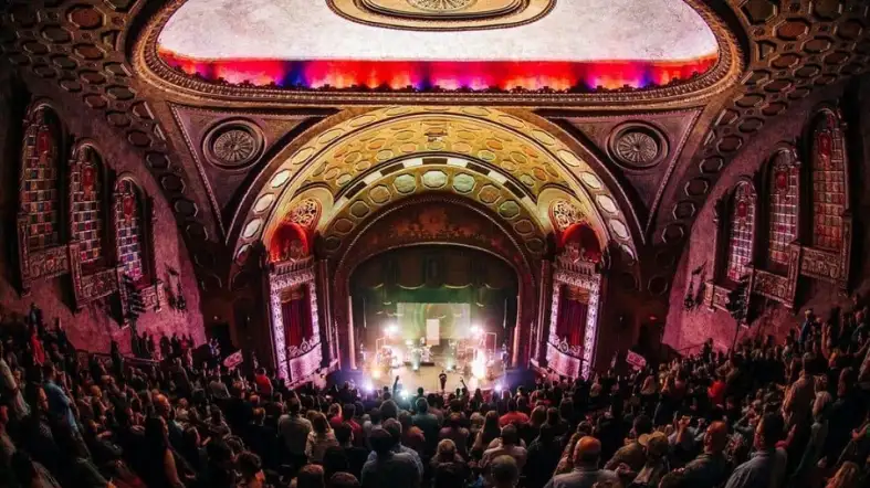 Take In A Live Show At The Alabama Theatre