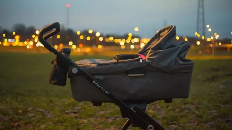 Tips To Save Money On Shipping A Stroller