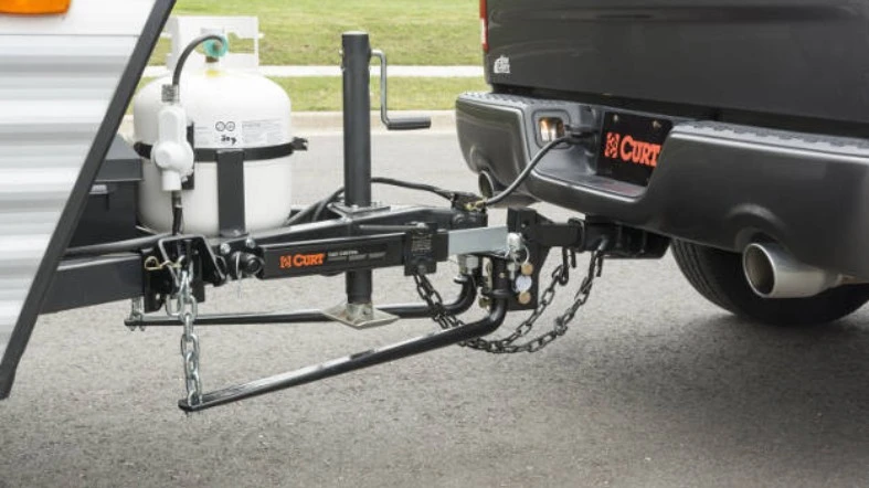 Tips To Use Accessories When Towing A Trailer