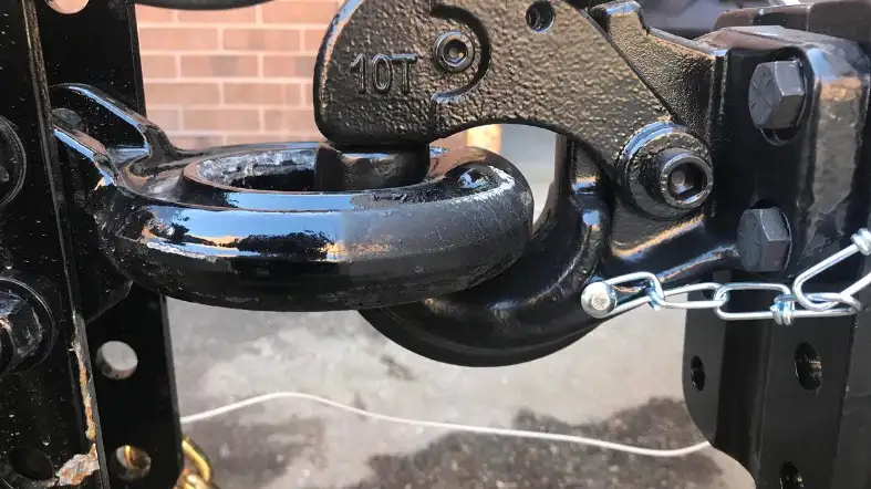 What Happens When You Exceed Tongue Weight In a Pintle Hitch