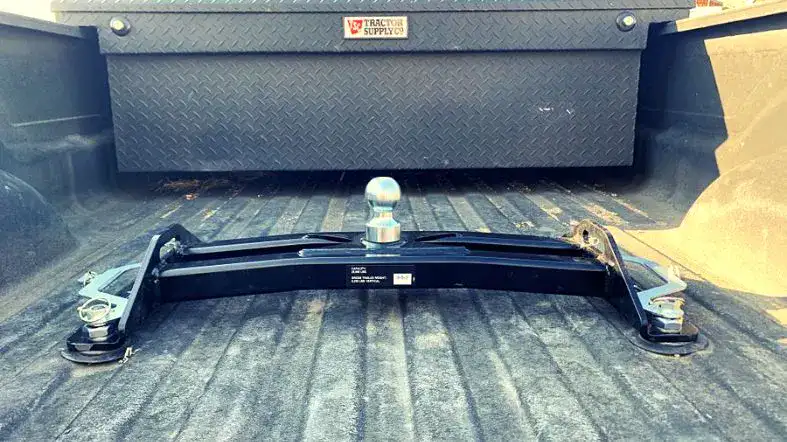 What To Do After You've Installed Your Gooseneck Hitch