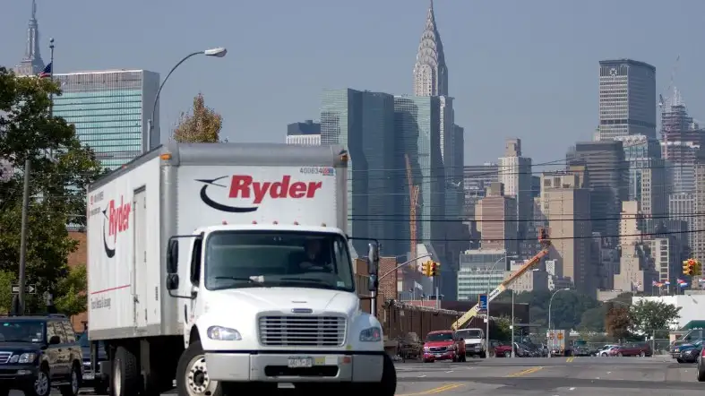 What to Consider Before Using a Ryder Moving Truck Rental